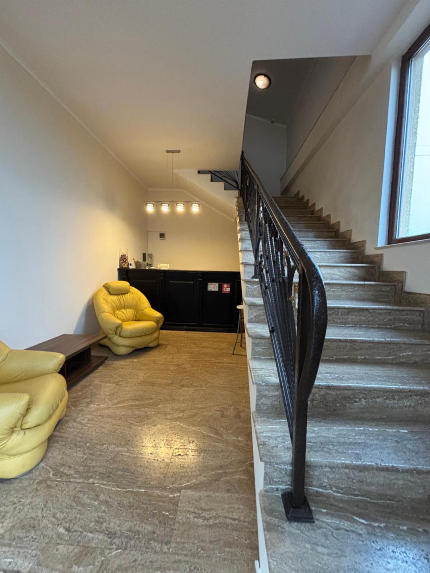 Complex Daniel'S Hotel Orastie Luaran gambar